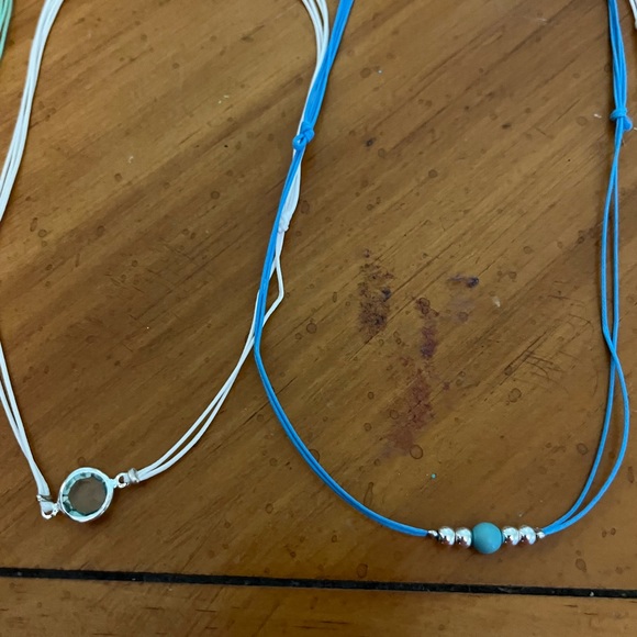 Bundle of 5 Woman’s chokers from Clares (never worn, but tags removed) - Picture 4 of 4